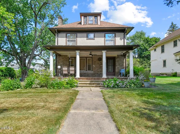 81 Northumberland Rd, Pittsfield, MA 01201