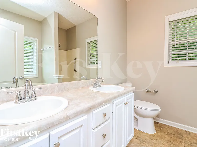 85 Meadow Spring Ct — Photo 15