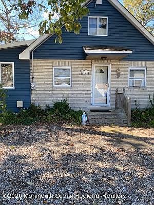 2nd image of 50 10th St