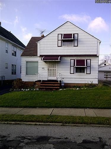 1st image of 3390 E 146th St