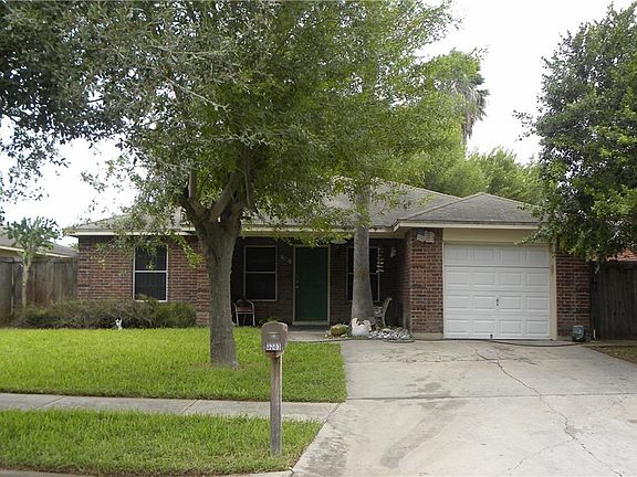 2nd image of 3203 San Esteban St