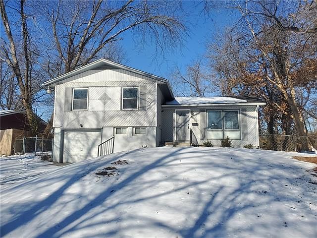 1st image of 4032 Lawn Ave