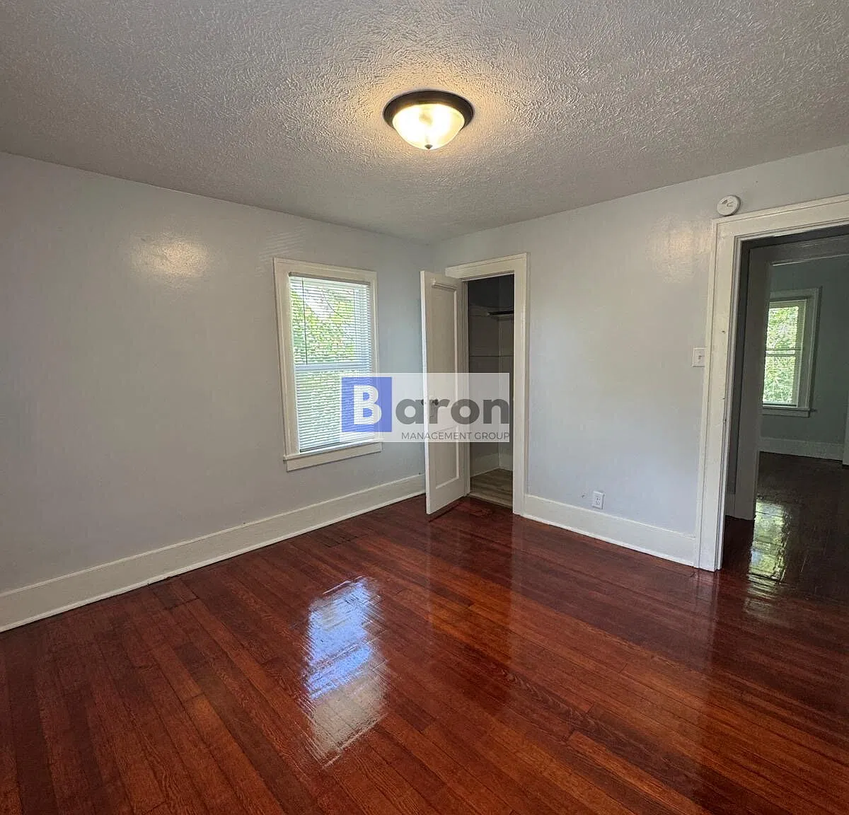 "Charming 4-Bedroom South Bend Home with Beautiful Hardwood Floors!" — Photo 4