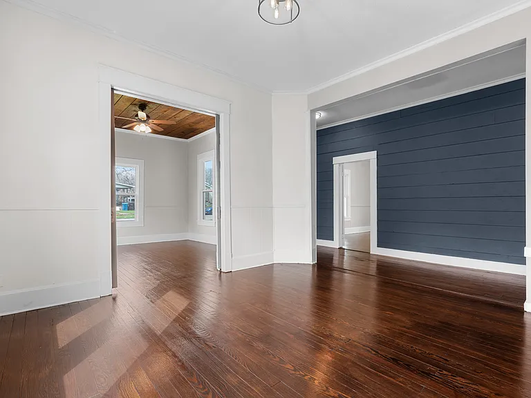 718 W Monterey St — Photo 12