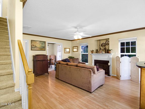 5th image of 206 Reef Lane