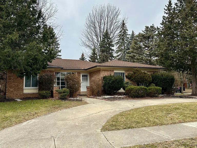 3589 Wakefield Dr — Photo 1