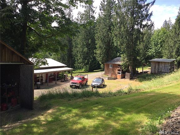 2nd image of 199 Black Bear Ln