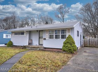 2731 Epsilon Trl, Flint, MI 48506