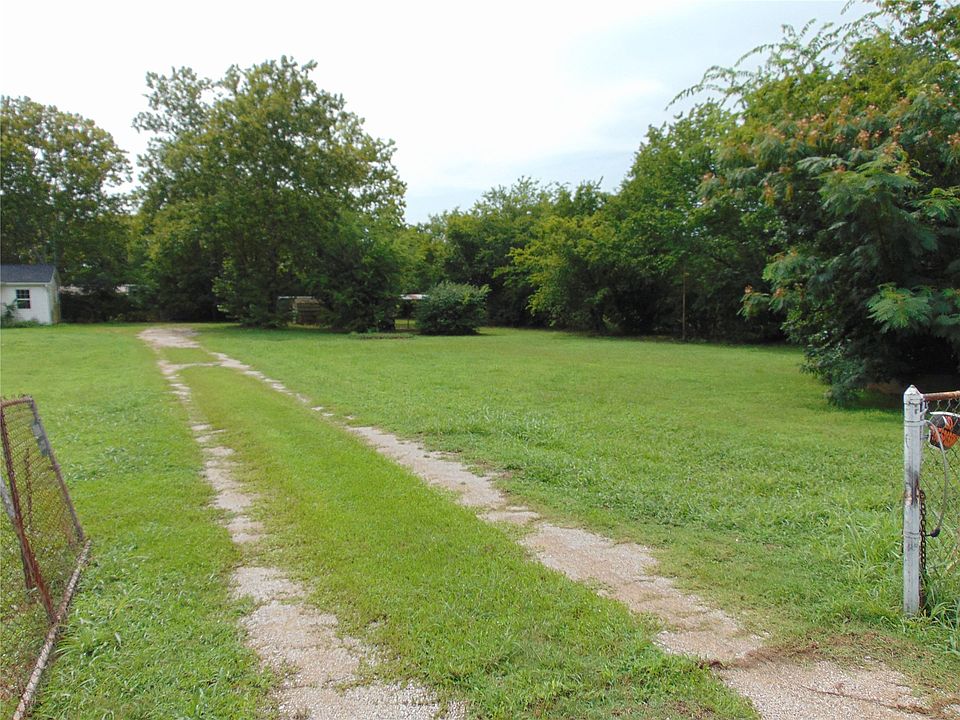 1st image of 226 Happy Trails Rd