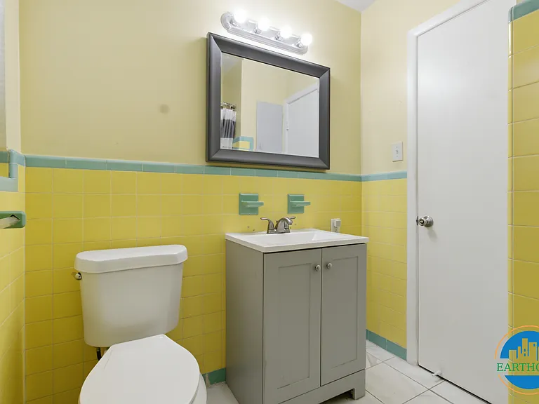 6366 Hampton Dr N — Photo 20