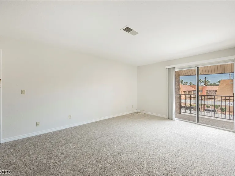 4921 Indian River Dr #120 — Photo 11