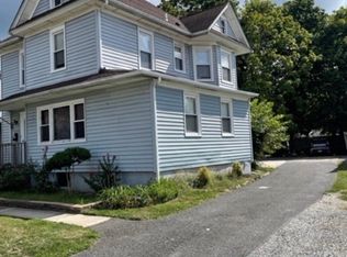 206 E High St, Glassboro, NJ 08028