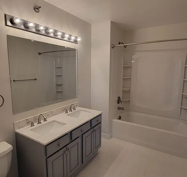 121 W Jackson Ave — Photo 10