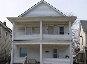 105-105.5 N Western Ave, Springfield, OH