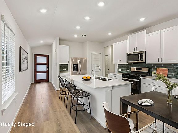 The Carlsbad floorplan in Montgomery Oaks of Conroe, TX.