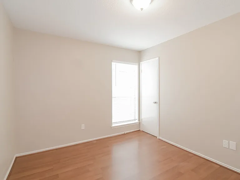 11742 Yearling Dr — Photo 11