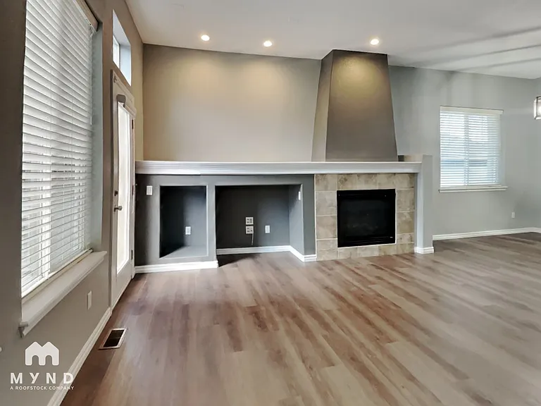 10835 Heatherton St — Photo 3