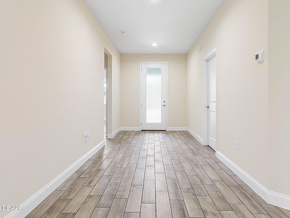4th image of 81 Palmwood Dr