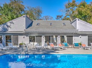60 Whites Ln, Southampton, NY 11968