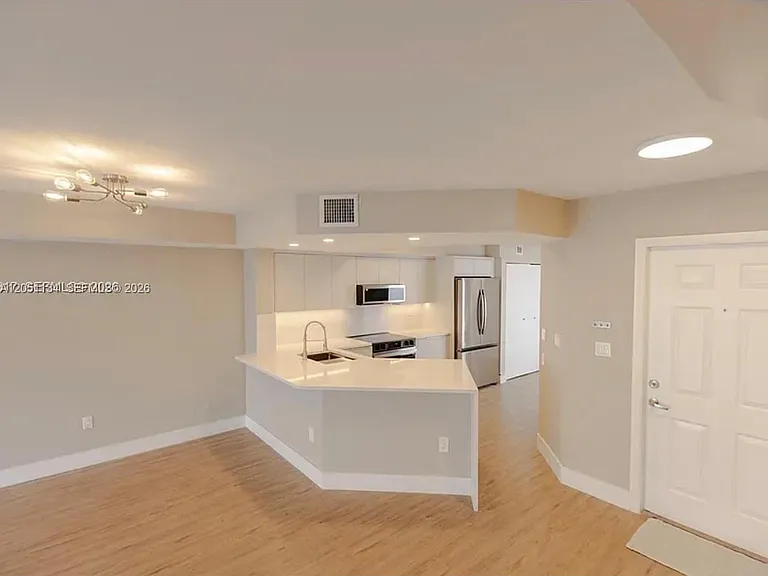 3525 Magellan Cir #626 — Photo 7
