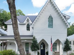 1002 Charlotte St, Austin, TX 78703