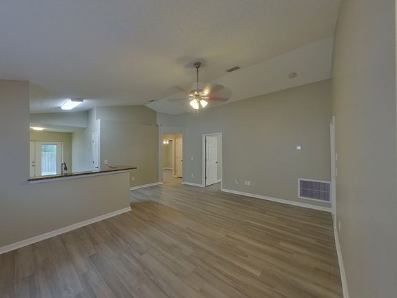 4th image of 2475 Sagemont Dr