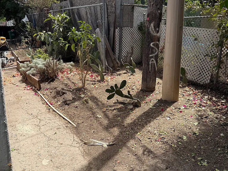 1521 40th St #1521 — Photo 3