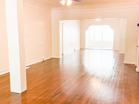 4th image of 420 W Elsmere Pl APT 1