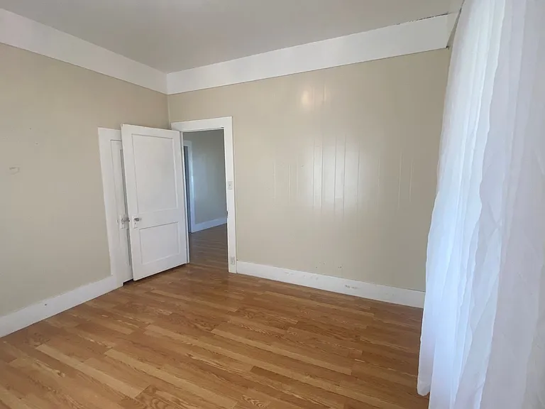 738 N Wall St — Photo 9