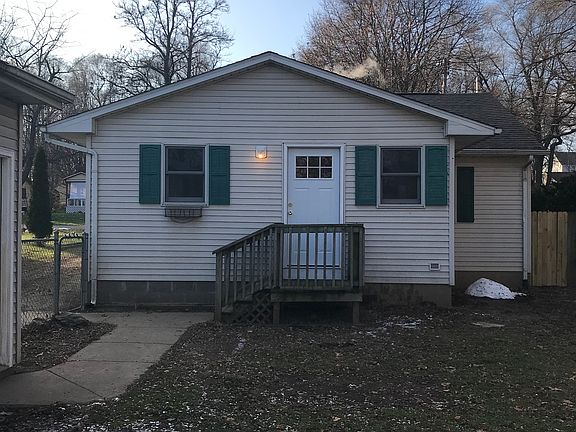2nd image of 5743 Dakota Ave