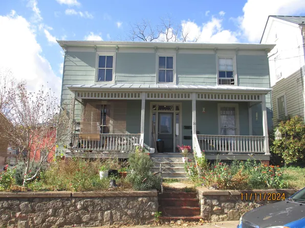 10 N Jefferson St, Staunton, VA 24401
