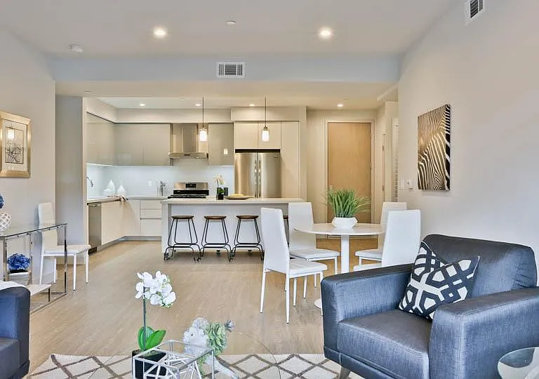 727 Wilcox Ave #305 — Photo 36