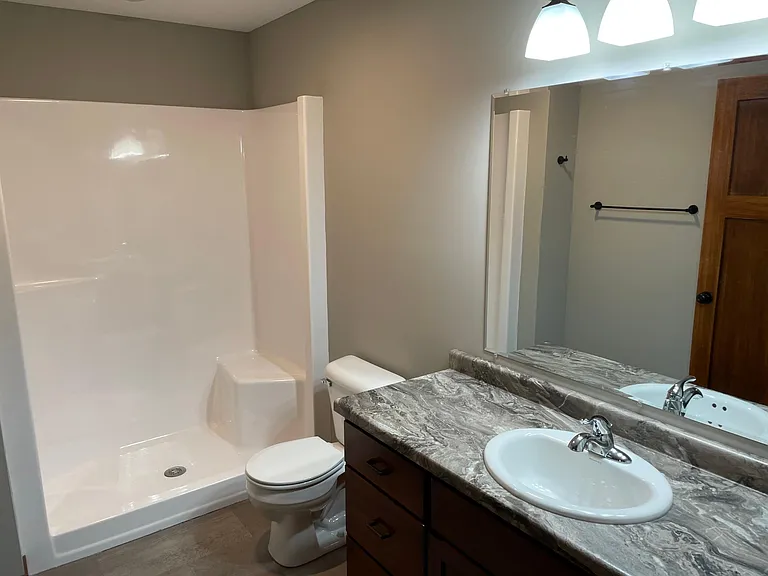 894 Brentwood Cir — Photo 10