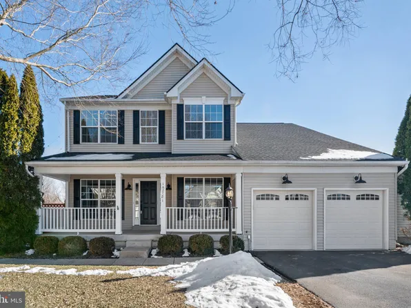 10781 Lord Chancellor Ln, Bealeton, VA 22712