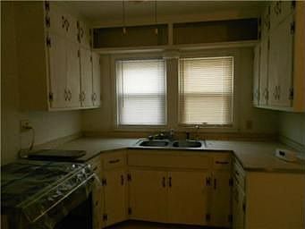 2nd image of 3110 S Sterling Ave