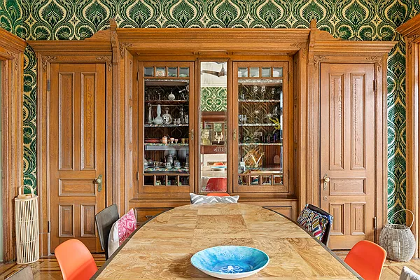 Sold by Corcoran | media 8