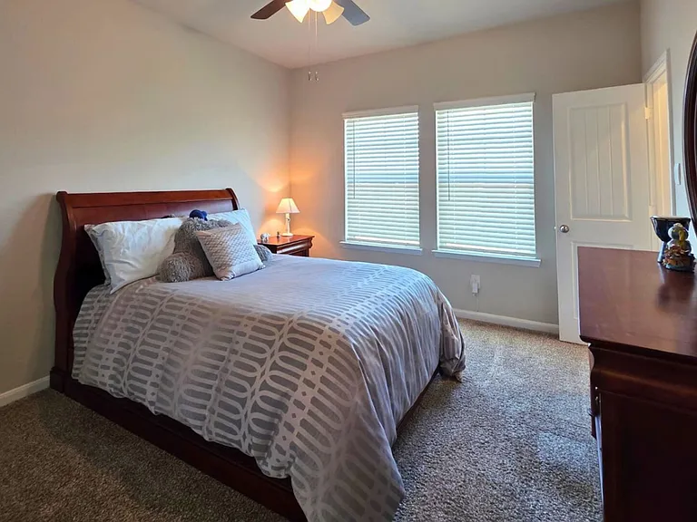 Lancer Cir — Photo 31