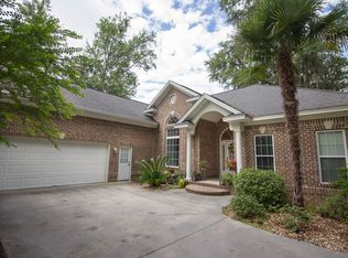 310 Windsong Dr, Richmond Hill, GA 31324