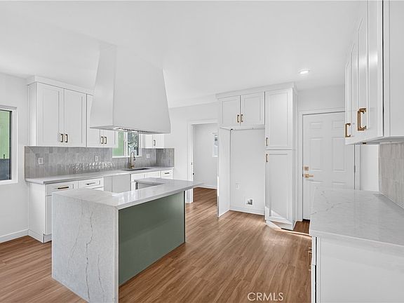 5th image of 2106 W 94th Pl