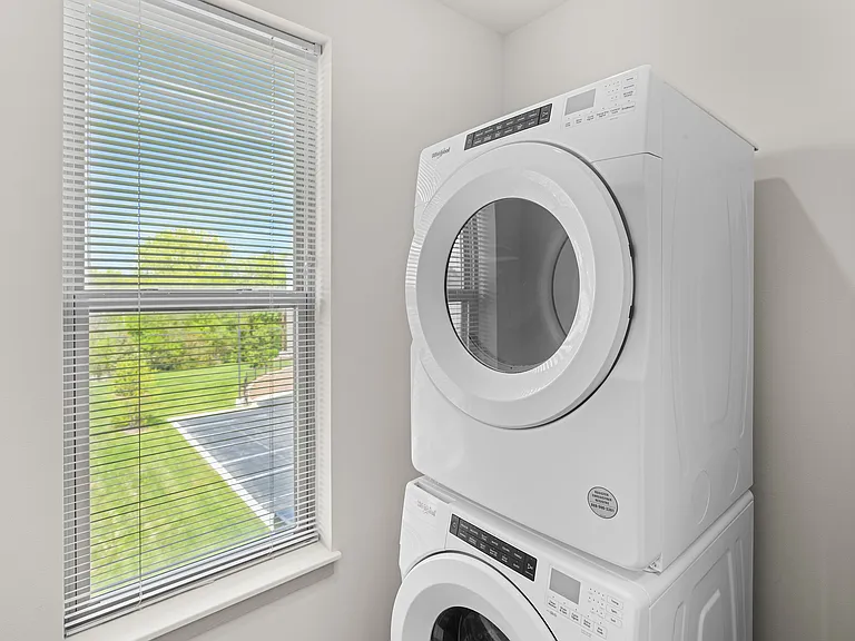 1505 Townhomes Laundry