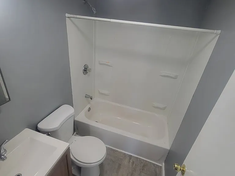 408 Legion Ave #2 — Photo 3