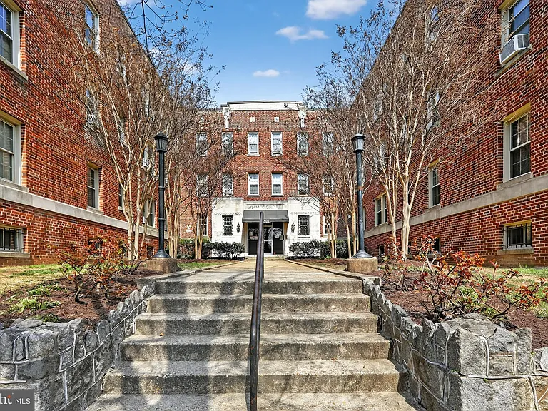 1301 Longfellow St NW #108 — Photo 15
