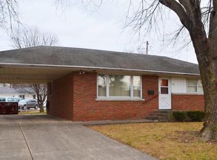 94 Radcliff Rd, Springfield, IL 62703