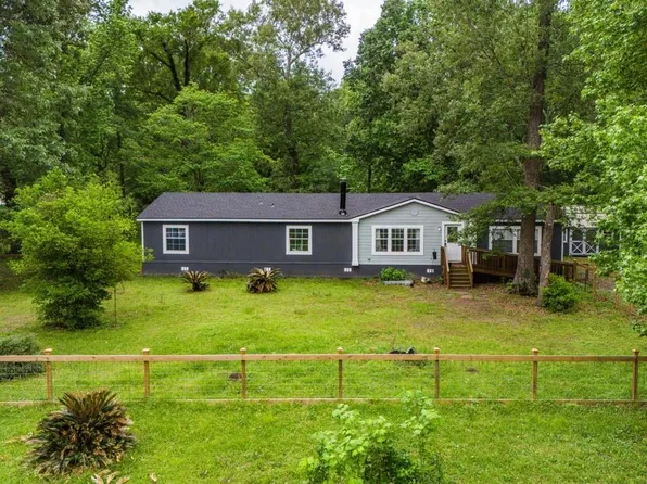 224 County Road 67632, Dayton, TX 77535