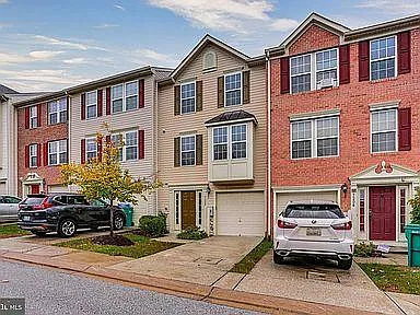 3 bed, 2.5 bath, 2100 sqft, $3,000 — Photo 4