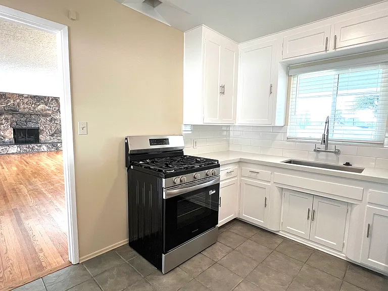 6320 Blanchard Rd — Photo 6