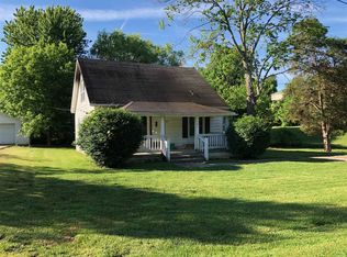 101 E Garnettsville Rd, Muldraugh, KY 40155