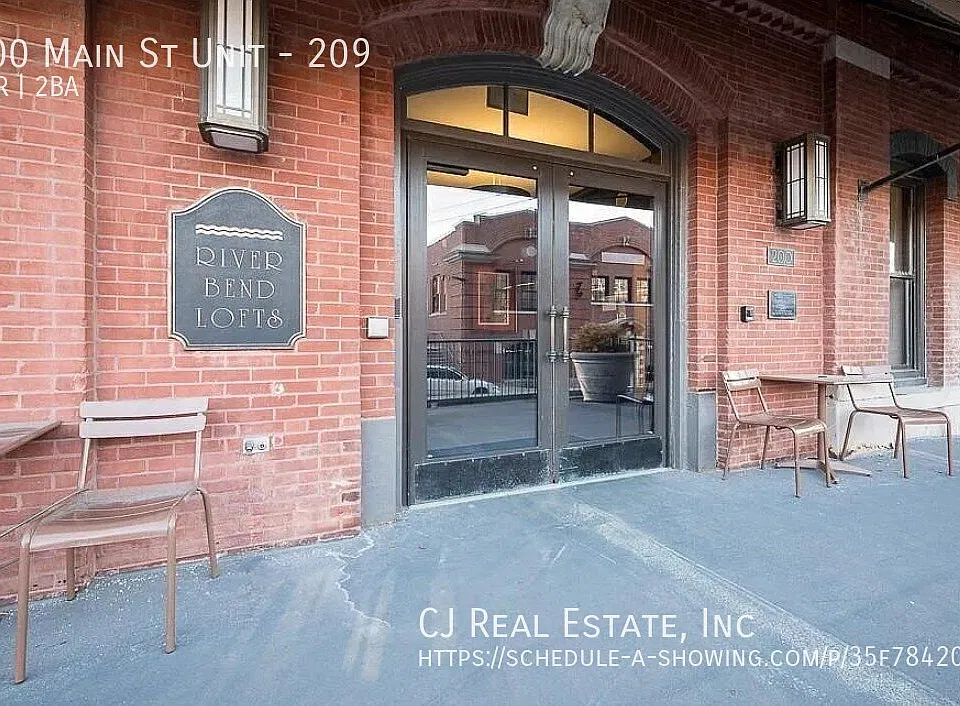 200 Main St #209