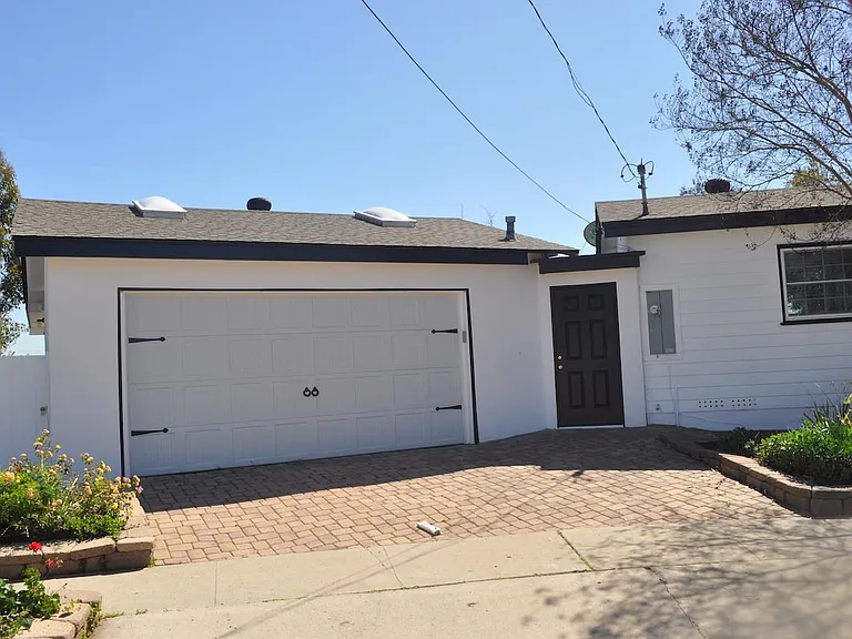 8785 Regency Rd — Photo 27