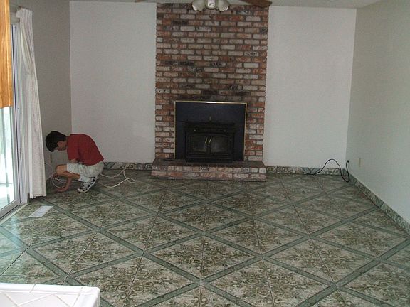 3rd image of 1513 Greenridge Dr